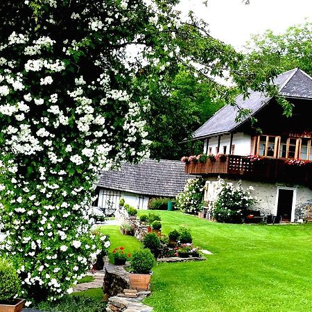 Cottage Am Waldrand Gelegen Фельдкирхен  Экстерьер фото